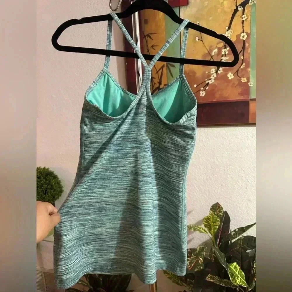 Lululemon athletica tank tops size 4